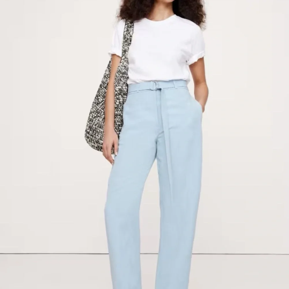 Banana Republic Light Blue High Waist Barrel Leg Linen Pants